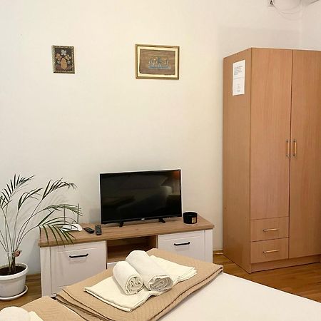 Apartment Kralj Kotor Buitenkant foto