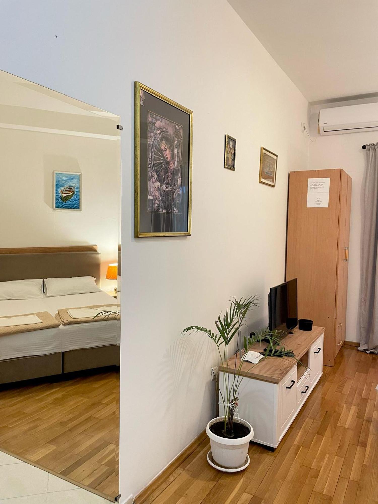 Apartment Kralj Kotor Buitenkant foto